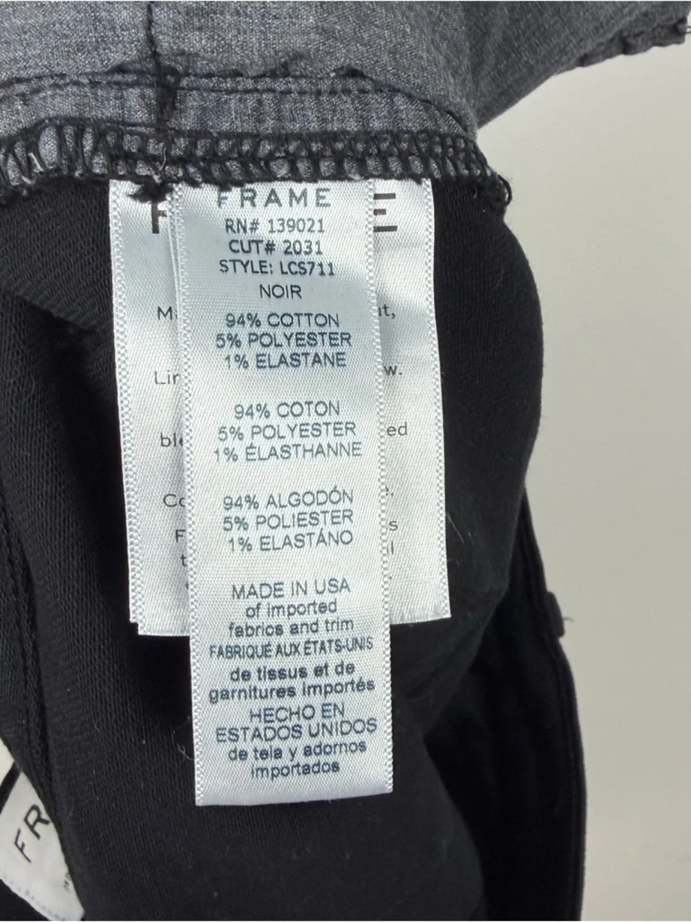 FRAME Le Cutoff Denim Shorts - Black sz 27 - Picture 7 of 7